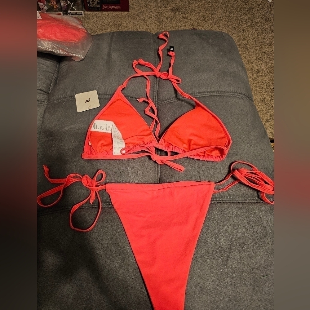 NWT Fabletics Atomic Bikini - Picture 2 of 6